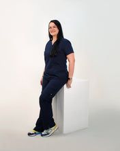 Cargar imagen en el visor de la galería, Scrub Barbie Stretch