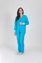 Cargar imagen en el visor de la galería, bata media tipo chaqueta color turquesa