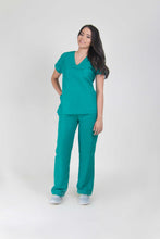 Cargar imagen en el visor de la galería, Uniforme Médico de Mujer - Basic - World Medic's