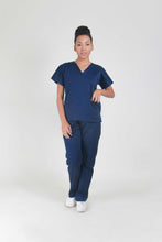 Cargar imagen en el visor de la galería, Uniforme Médico de Mujer - Classic - World Medic&#39;s

