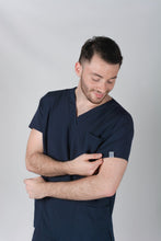 Cargar imagen en el visor de la galería, Scrub Stretch de Hombre
