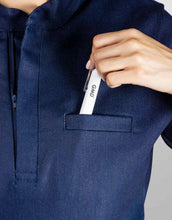 Cargar imagen en el visor de la galería, Edición Denim - Scrub Mao de Mujer
