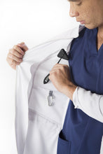 Cargar imagen en el visor de la galería, bata de medico elite hombre bolsillos internos
