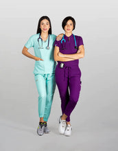 Cargar imagen en el visor de la galería, OFERTA: Uniforme Cuello X
